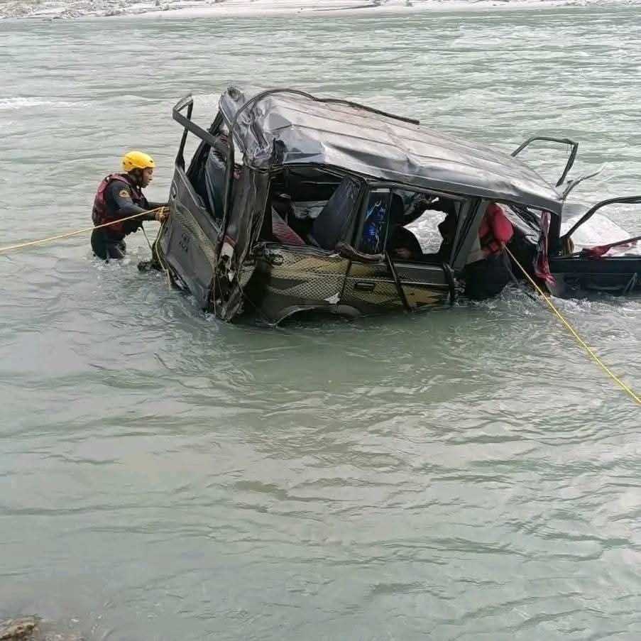 देशका विभिन्न स्थानमा भएका सवारी दुर्घटनामा नौ जनाको मृत्यु