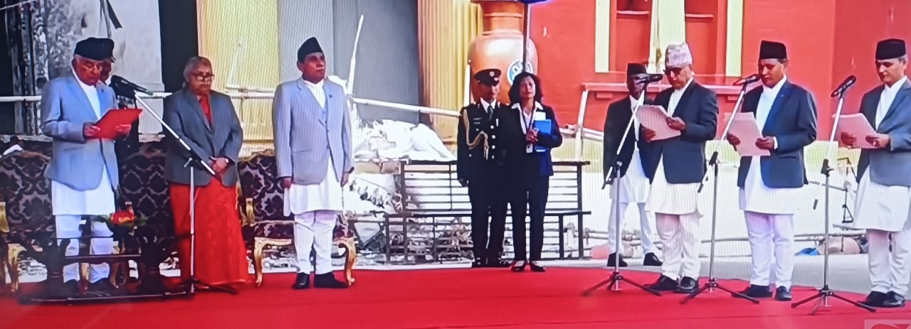 नवनियुक्त तीन मन्त्री लिए शपथ