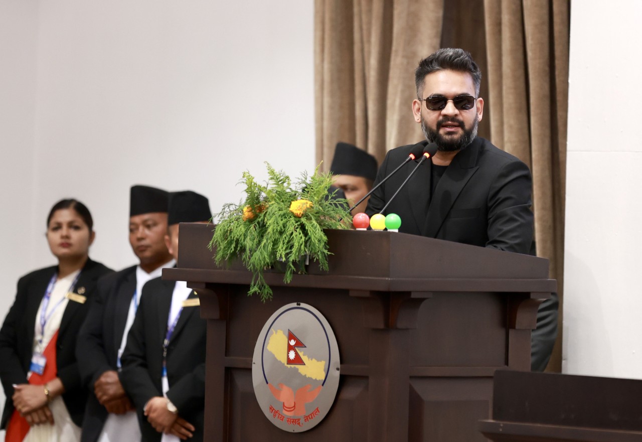 आज प्रतिनिधिसभामा प्रधानमन्त्रीले सांसदका प्रश्नको जवाफ दिदै