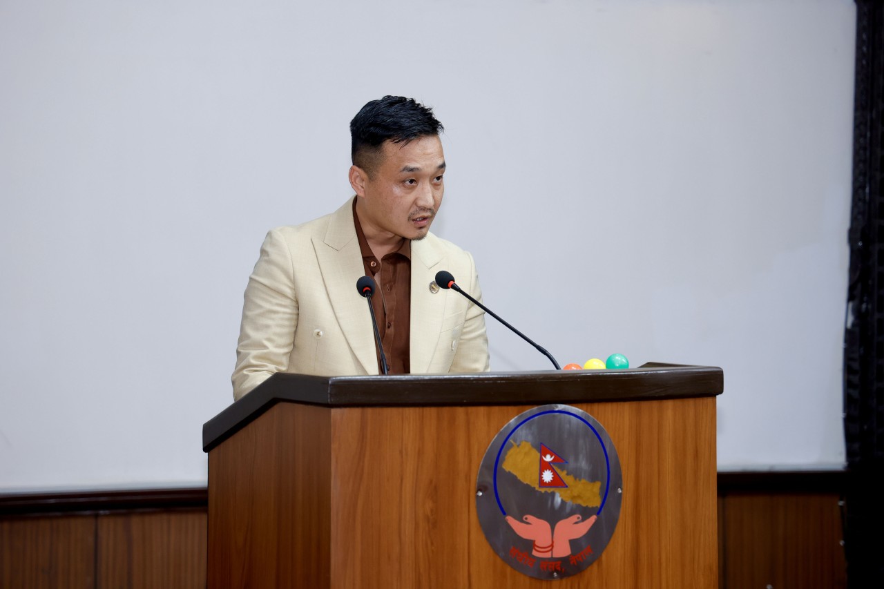 नेपालीको जीवन रक्षाका लागि भारत लैजाने तयारी थियो :  गृहमन्त्री