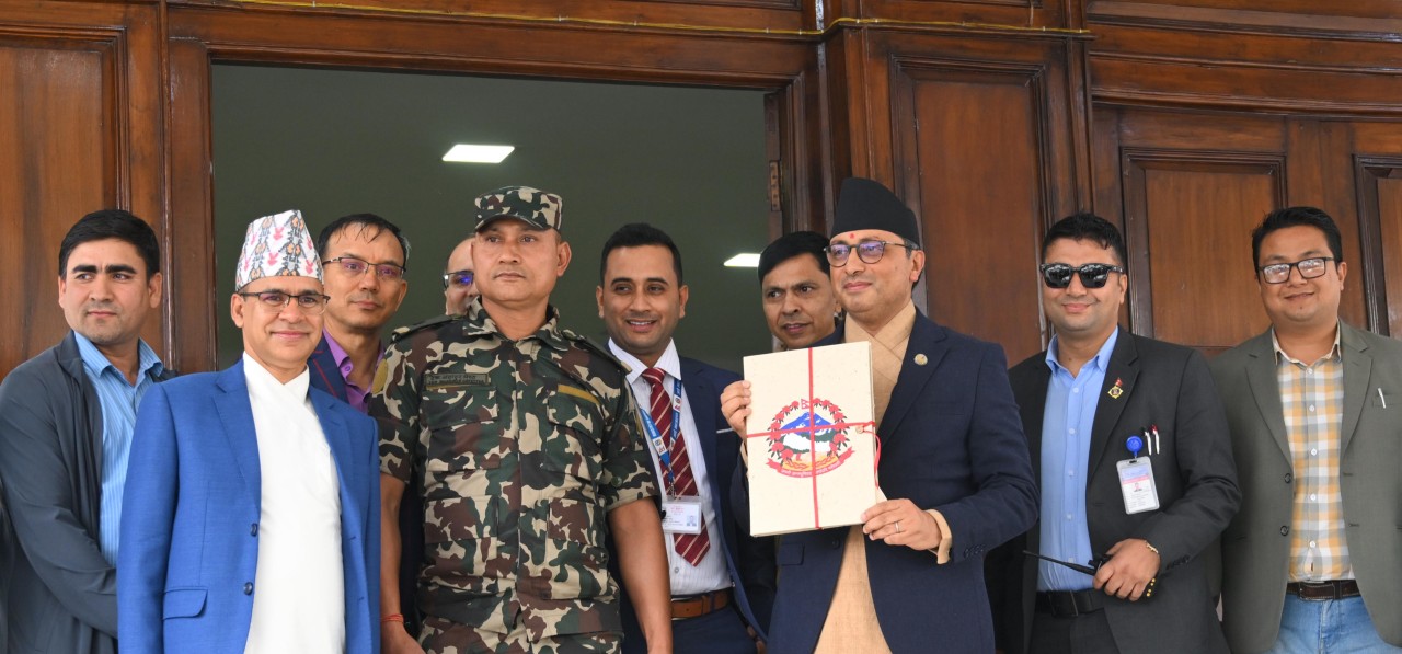 सङ्घीय संसद्को संयुक्त बैठकमा अर्थमन्त्रीद्वारा बजेट प्रस्तुत