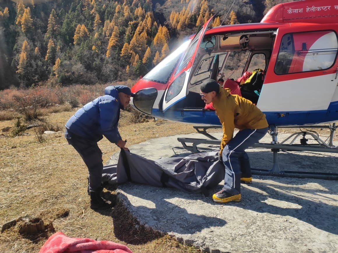 रोल्वालिङ हिमपहिरो अपडेटः पाँच जनाको उद्धार, सात अझै बेपत्ता