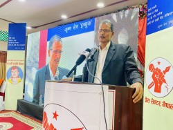 प्रधानमन्त्री ओली मानसिक अस्पताल भर्ना गर्नुपर्ने अवस्था आइसकेको छः उपाध्यक्ष सापकोटा