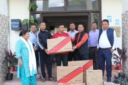 मरिण गाउँपालिका द्धारा दलित संघलाई कम्प्युटर प्रदान