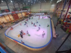 नेपालमा पहिलो पटक आइस स्केटिङ खेलको सुरुवात
