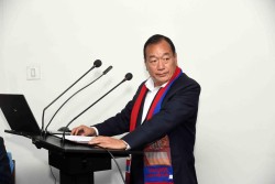 वायुसेवा निगमको गरिमा रक्षा गर्न पर्यटनमन्त्रीको आग्रह