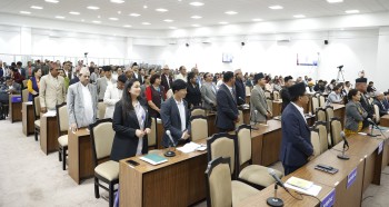  विपक्षीको निरन्तर अवरोध पछि प्रतिनिधिसभाको बैठक स्थगित