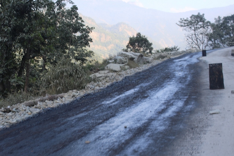 लोकमार्ग कालोपत्र भएपछि एक साताको यात्रा चार घण्टामा