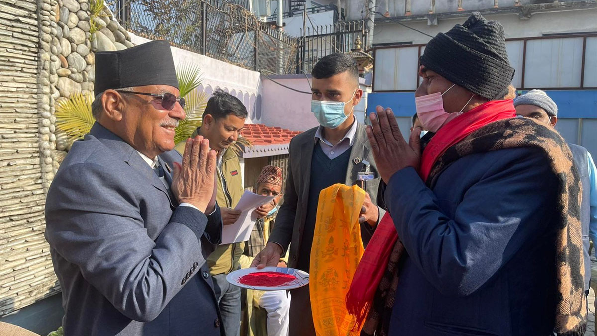 माओवादी केन्द्रमा फर्किने र प्रवेश गर्ने लहर चलेको छ : प्रचण्ड